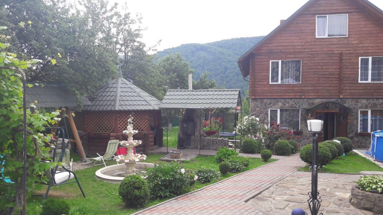 U Romana Yaremche Exterior foto